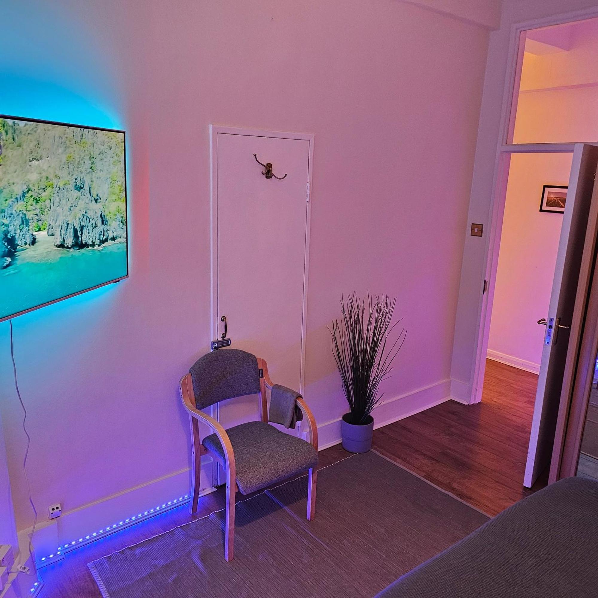 Spacious Flat In * Londra