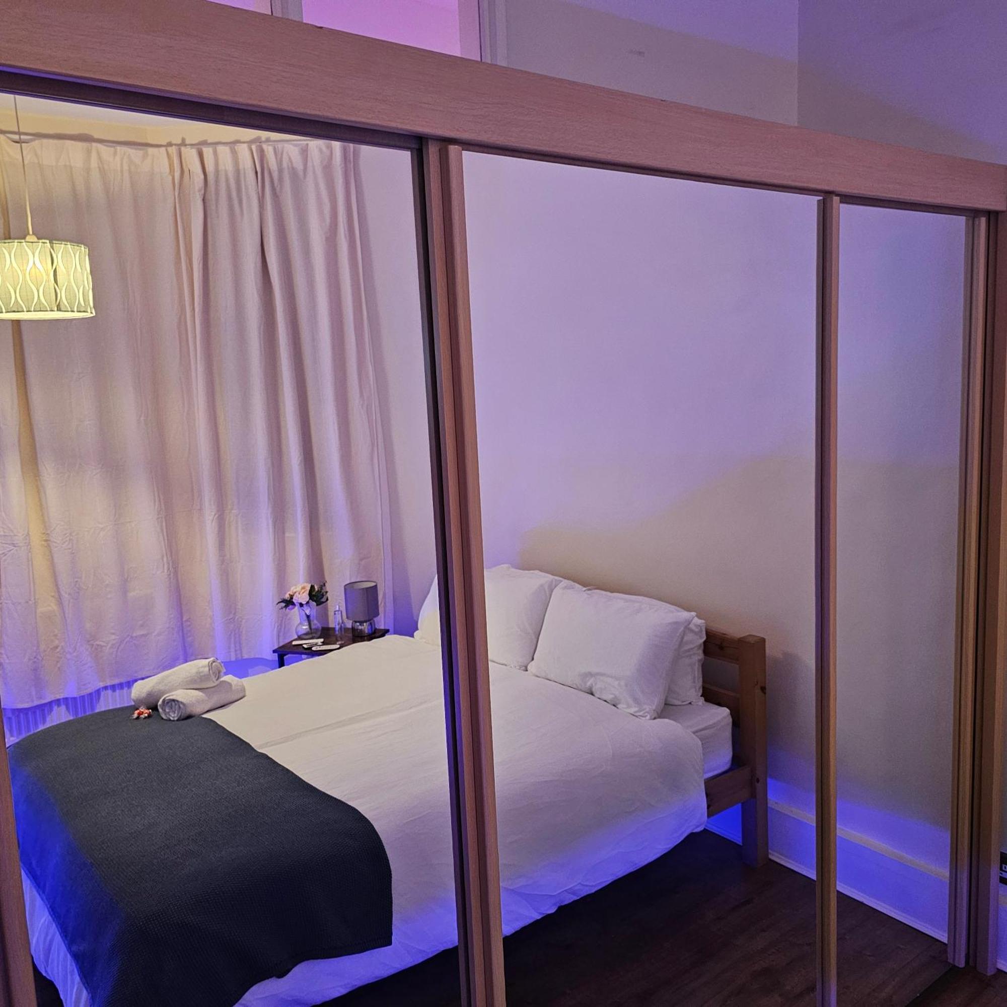 Spacious Flat In * Londra
